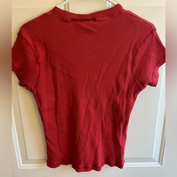 Harley Davidson Women’s Vintage Red V-neck‎ Ribbed Short Sleeve Logo Tee Size L - Picture 4 of 7